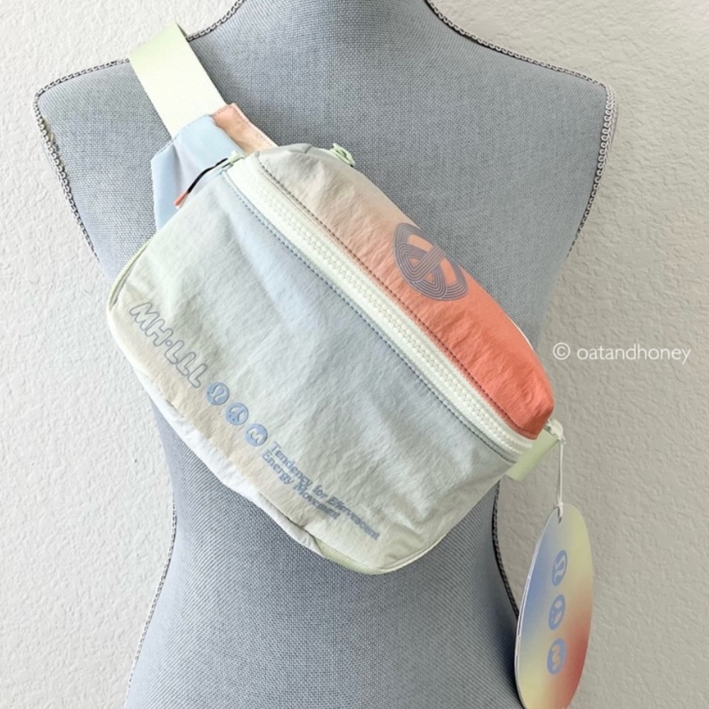 NWT Lululemon x Madhappy Ombre Crossbody Belt Bag! - Picture 2 of 11